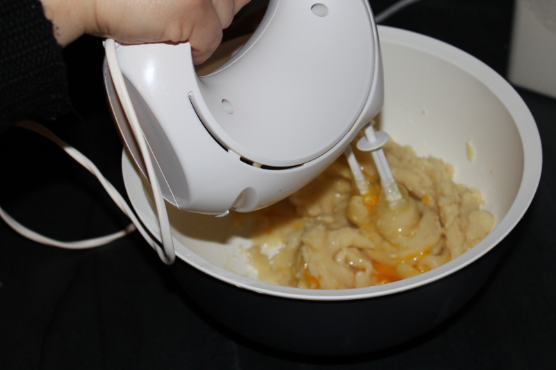 Mixer la pâte a chouquette